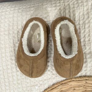 Toddler slippers